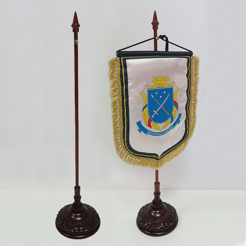 Вымпел кабинетный подарочный Вымпел кабинетный подарочный