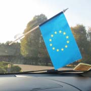 Прапорець Евросоюза на лобове скло автомобіля